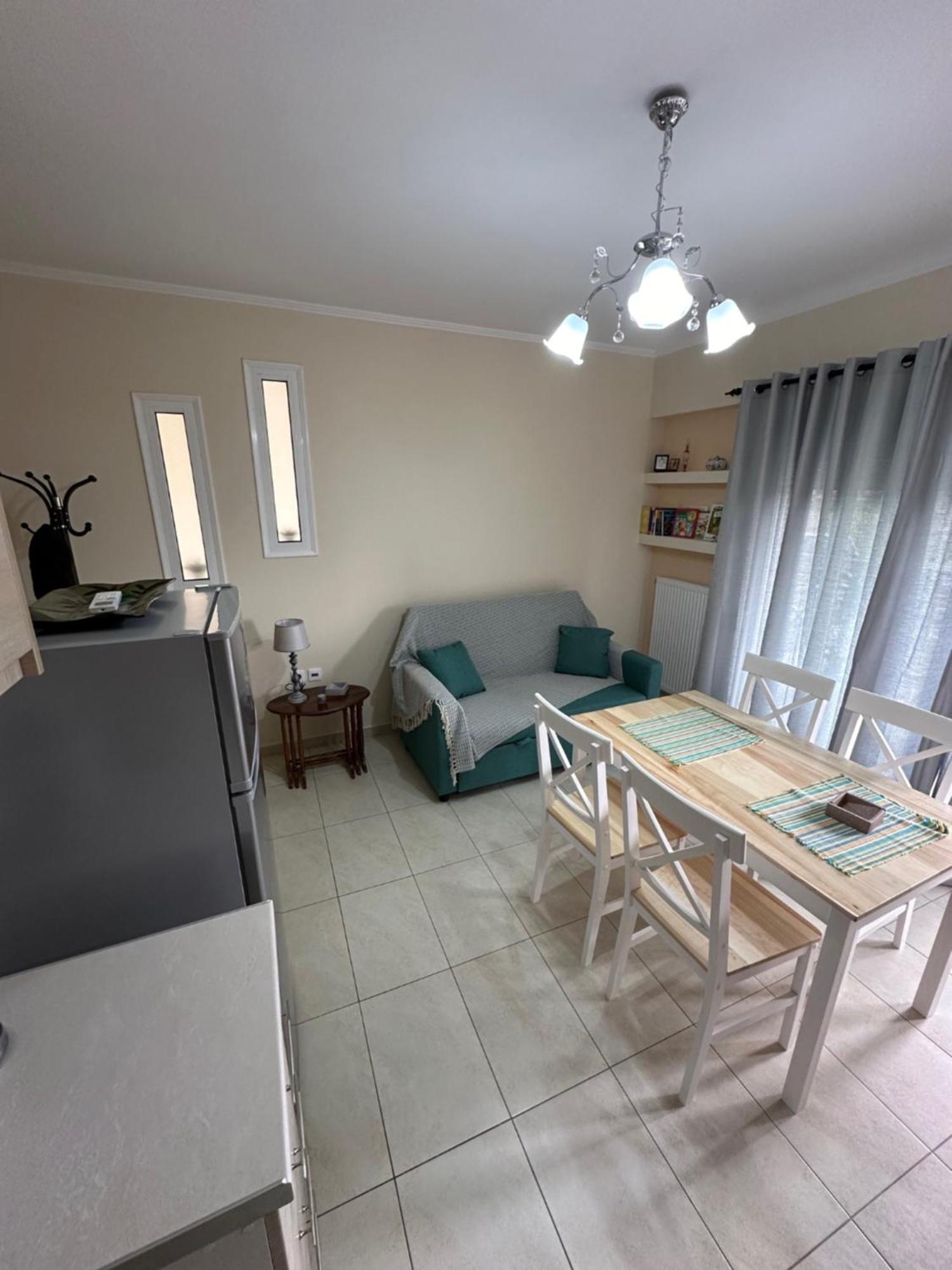 R Apartment Nafpaktos Luaran gambar