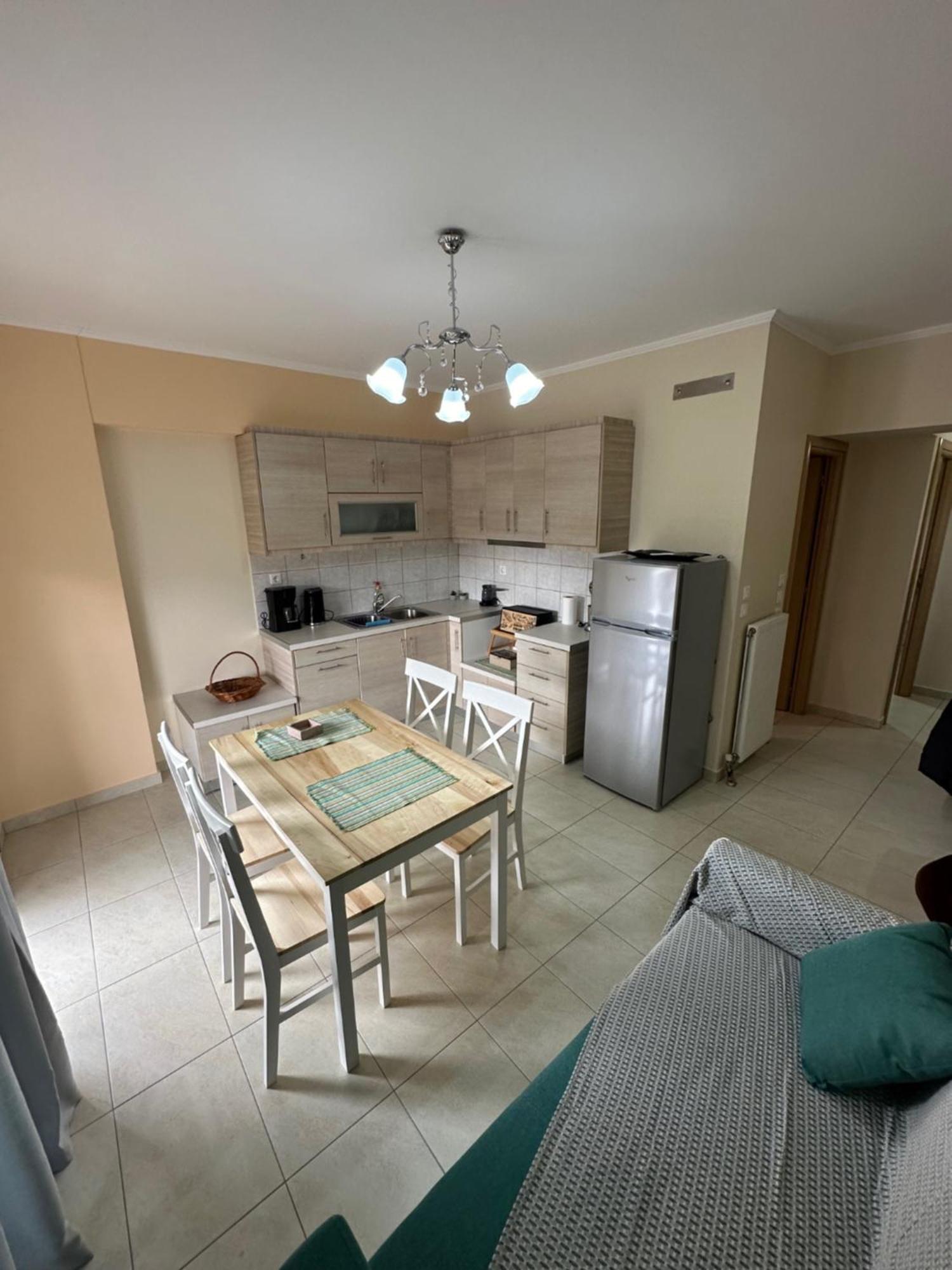 R Apartment Nafpaktos Luaran gambar